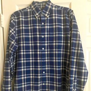 Men's Gap long sleeve button down shirt